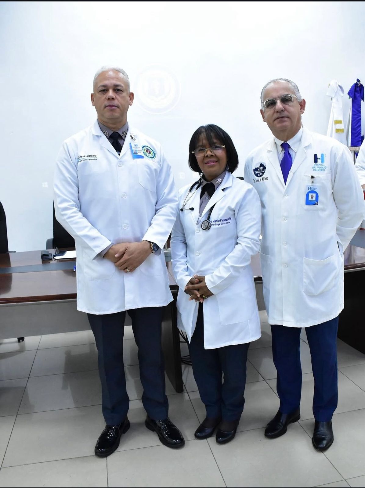 Visita de cortesía del General (r), Médico Oftalmólogo Dr. José Alfredo Alfaro, actual Director del Hospital Dr. Vinicio Calventi y ex director de este centro de salud.